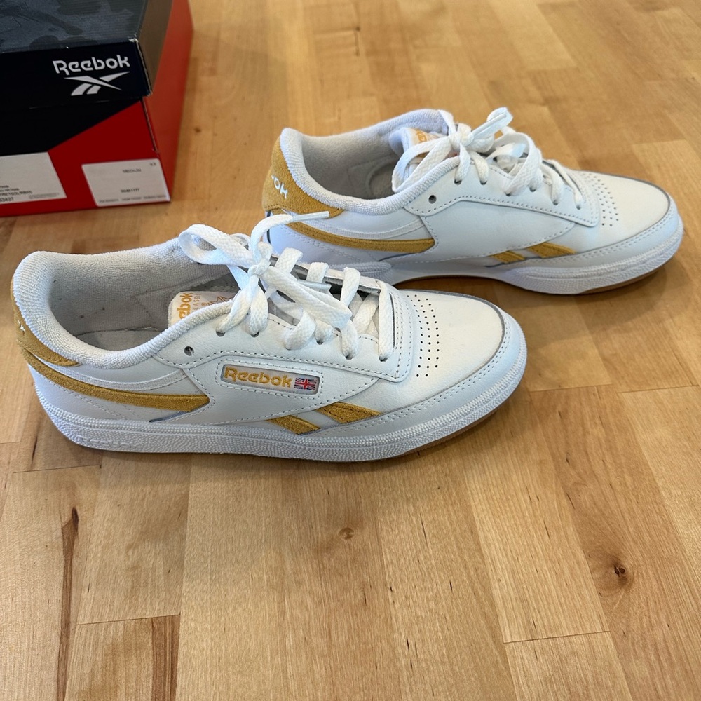 Women Reebok Club C Revenge Tennis Shoes
